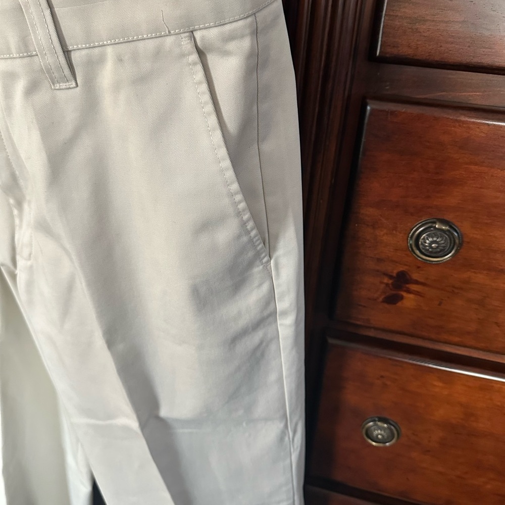 Men’s Cherokee Creme/Beige Pants - 34” waist x 32” length. - Picture 6 of 7